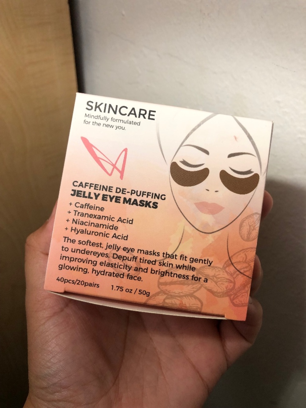 De-Puffing Jelly Eye Masks